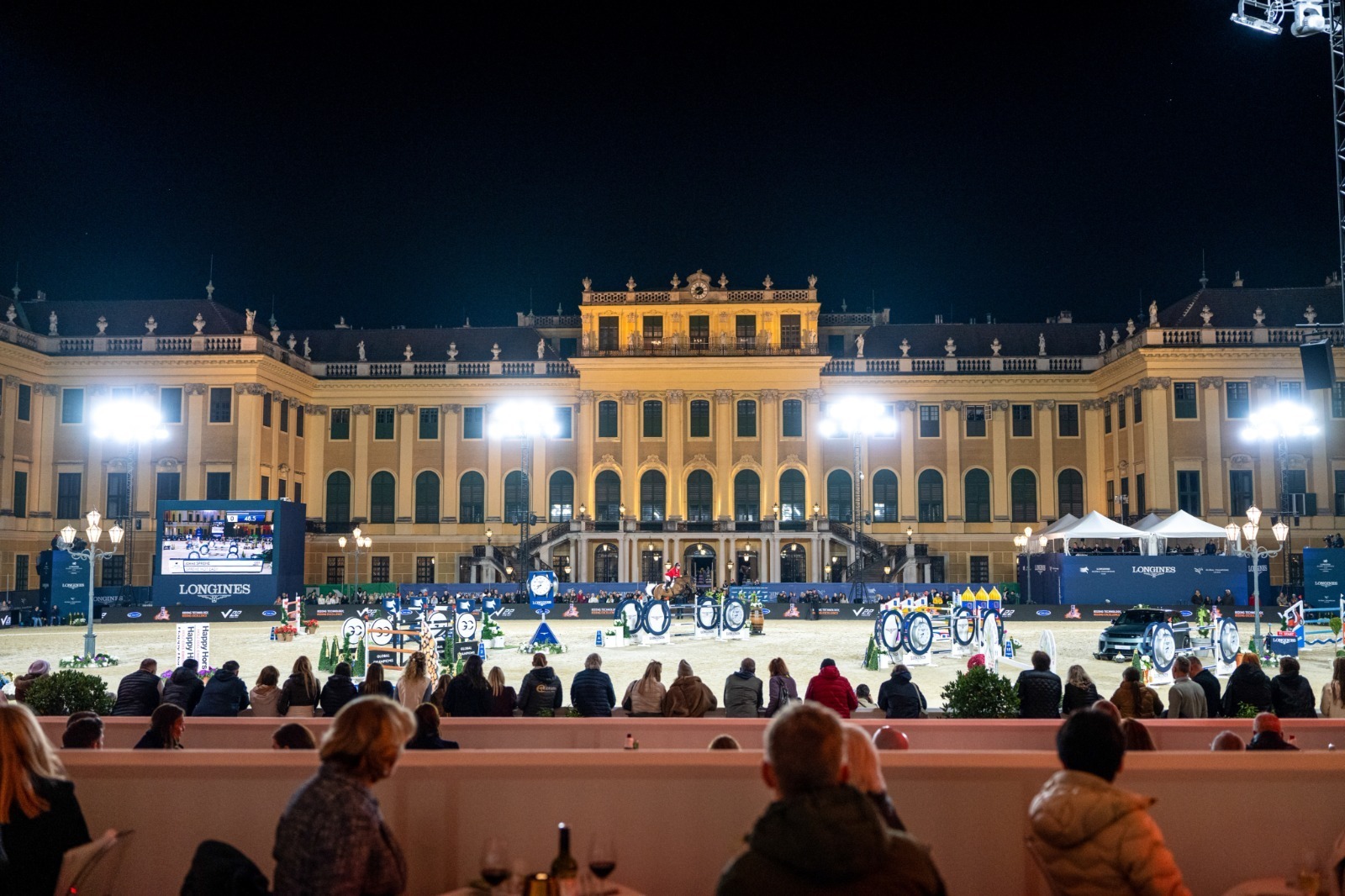 Thomas McDermott riding Shqely during the CSI5* 1.45m class in Vienna