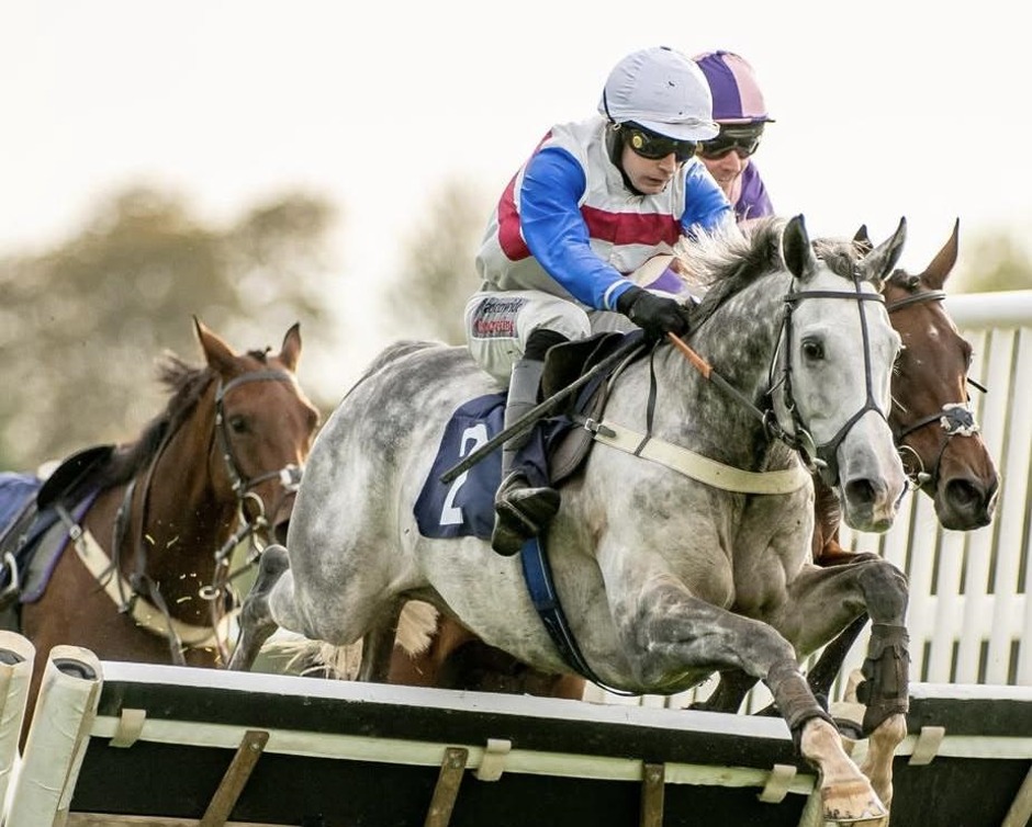 Fontwell Park racecards 15 October 2026 National Hunt racing at Fontwell Park Racecourse