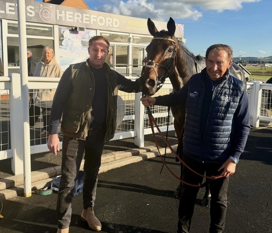 Hereford jump racing racecards for 26 October 2026