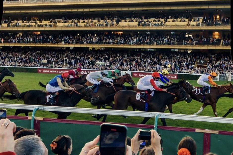 Auteuil racecourse ahead of the Jump racing meeting on 28 October 2026