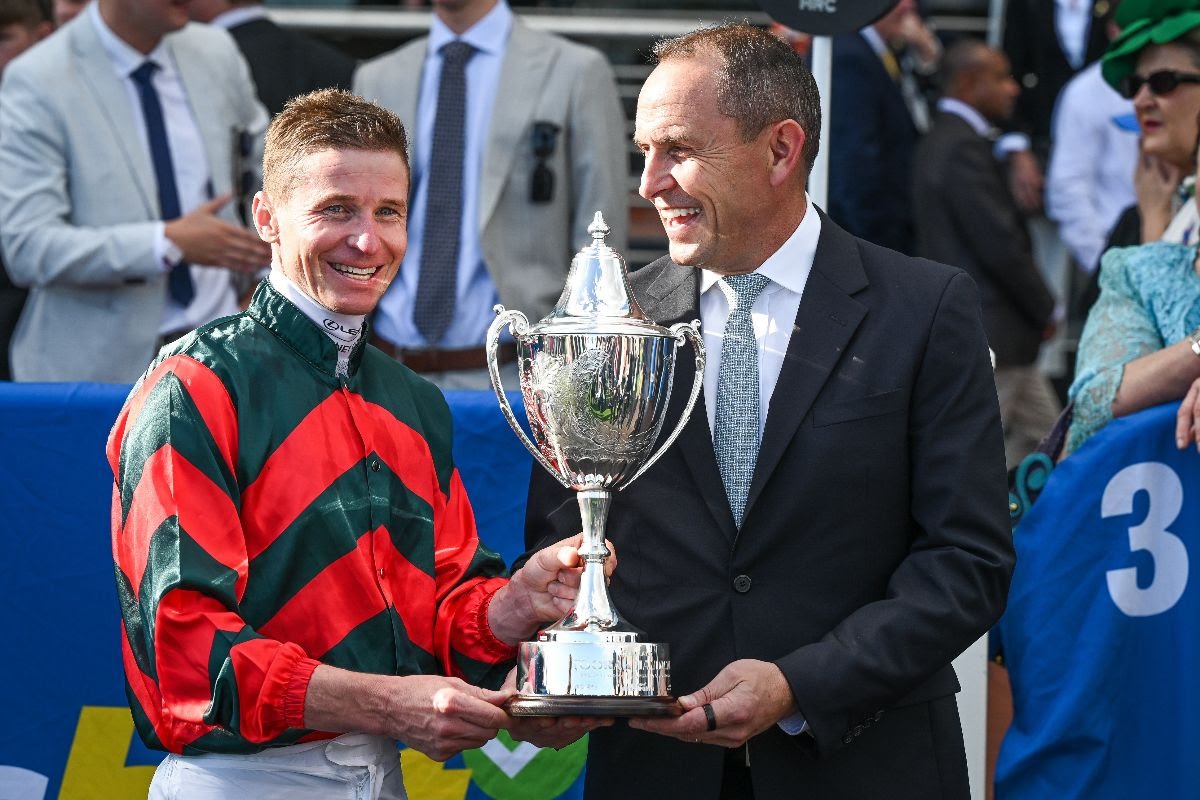 Lady Shenandoah Wins the Toorak Handicap
